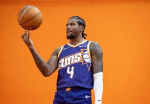 太阳主帅：杰伦-格林目前状态不错 能否对灰熊时完成首秀还需观察