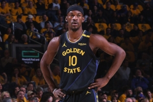 巴特勒：没觉得疲惫 对面球星不打让他们每个人发挥出更高水平