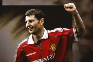 今天是丹尼斯-埃尔文60岁生日，曼联社媒为其送上生日祝福