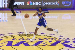 球权不多！库明加24分钟7中4拿到9分5板 有4失误