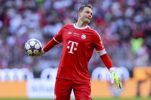 诺伊尔：训练中我们演练过10人应战的情况，下半场防守非常出色